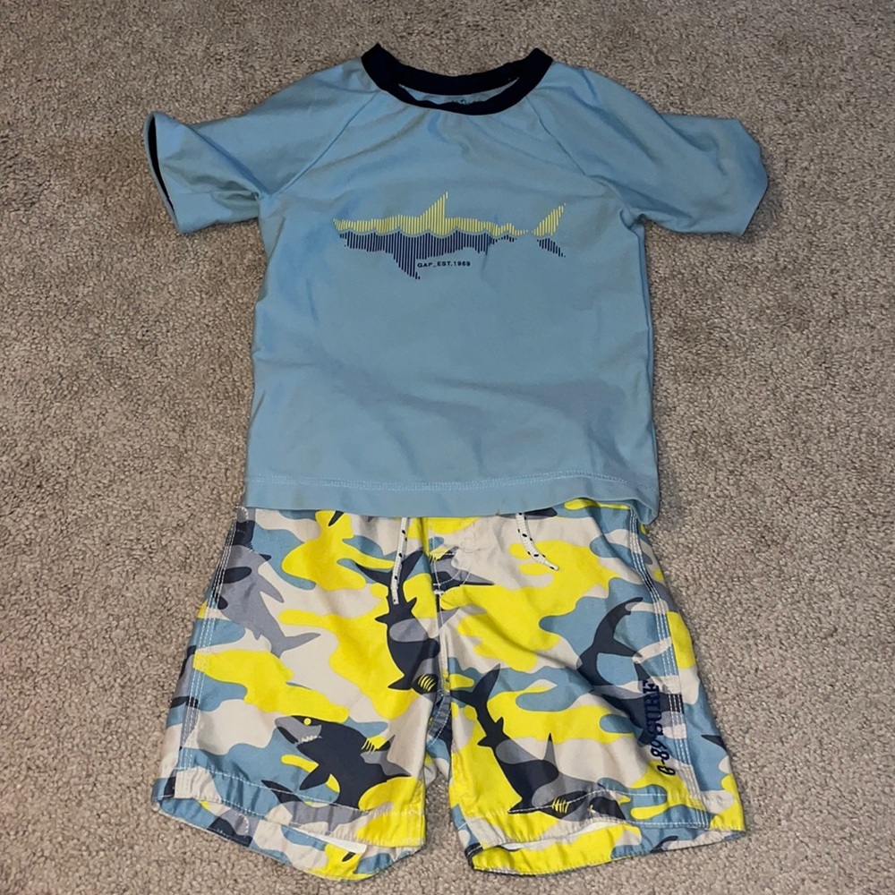 Gap boys swim suit